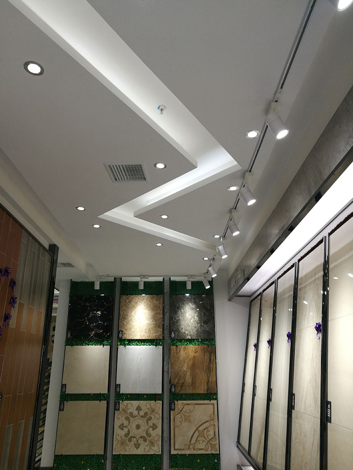 金艾陶张家界专卖店