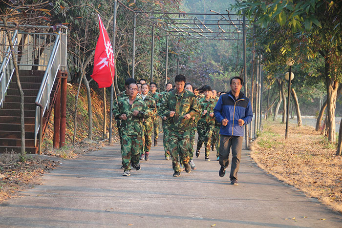 2017年2月13-15日，金艾陶“虎狼道”户外拓展训练圆满结束