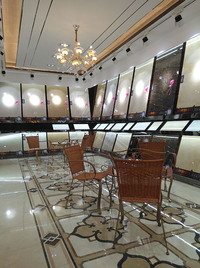 金艾陶湖南衡阳专卖店选材区